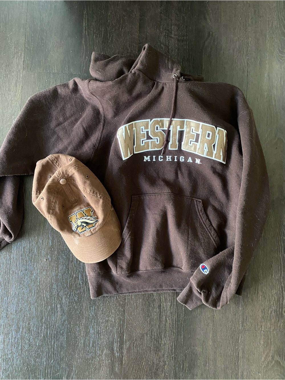 Champion Western Michigan Brown Hooded Sweatshirt & Logo Hat